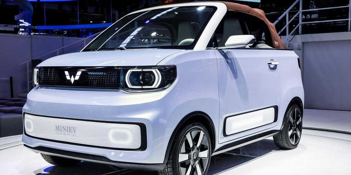 Wuling Hongguang Mini EV Cabrio Video Overview